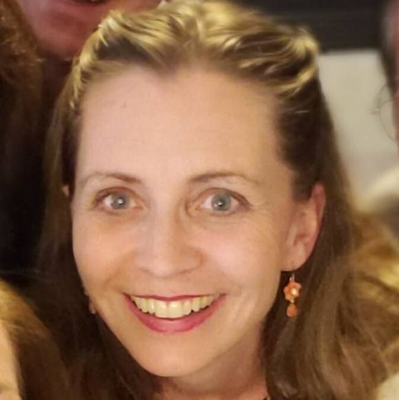 Meet your Posher, Rebecca - Picture 1 of 1